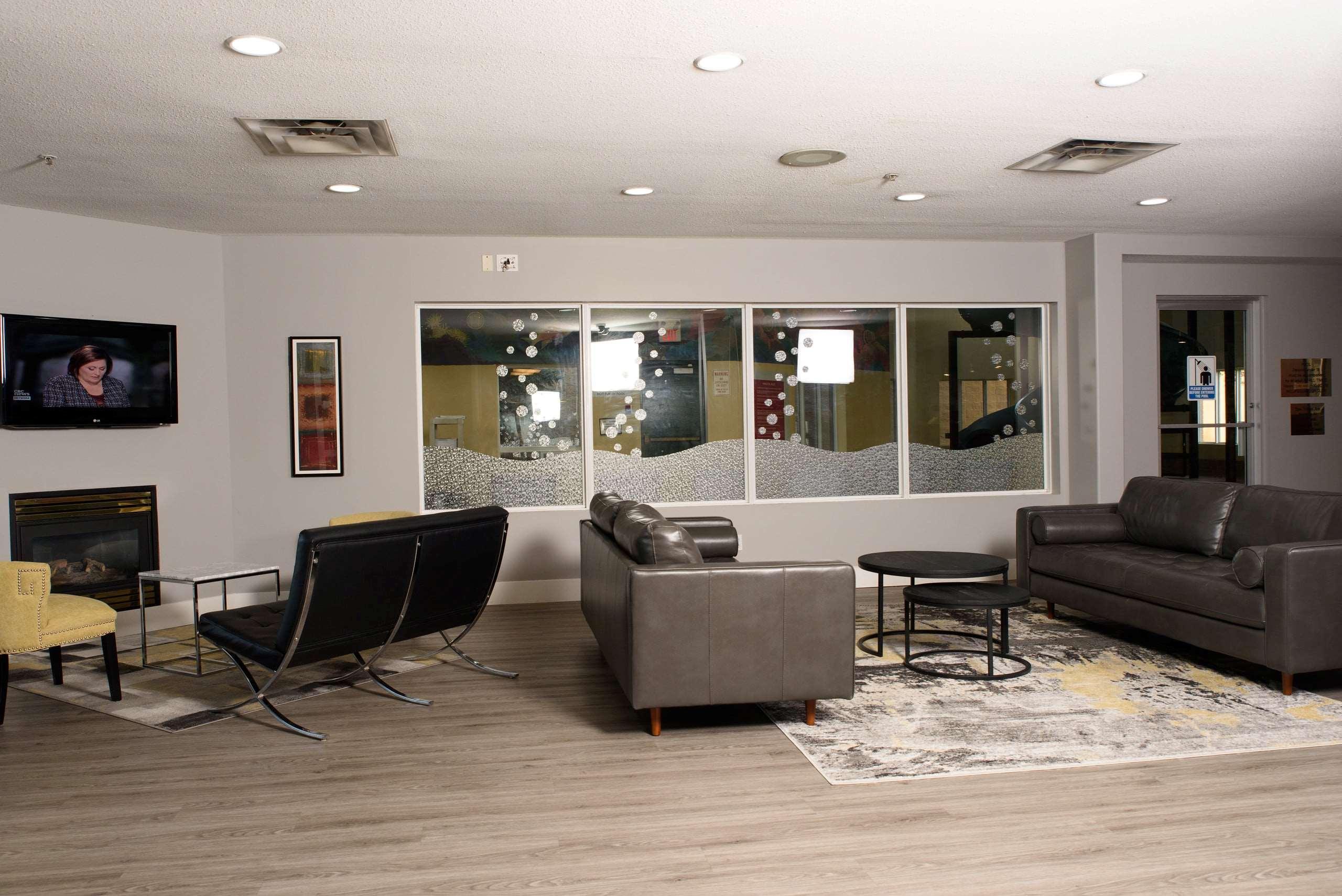 Hotel Super 8 By Wyndham South Edmonton