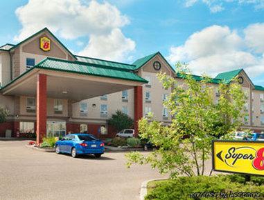 Super 8 By Wyndham South 2*